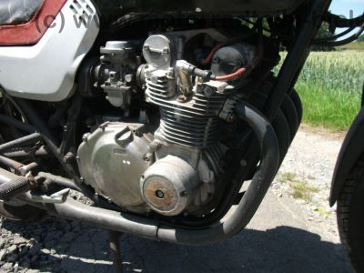 Suzuki_GS_550_M_Katana_schwarz-silber_MAGURA_M-Lenker_-_wie_GS_500_650_750_D_E_G_66.jpg