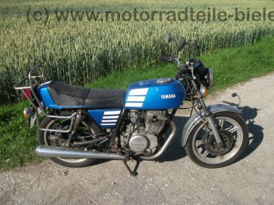 Yamaha_XS_360_blau_1U4_Twin_Gepaecktraeger_-_wie_XS_250_1U5_400_SE_2A2_4G5_58.jpg