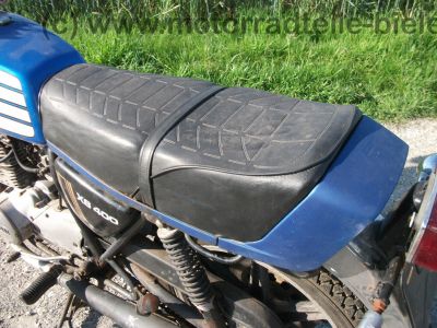 Yamaha_XS_400_2A2_blau-weiss_Twin_-_wie_XS_250_1U5_XS_360_1U4_XS_400_SE_4G5_21.jpg