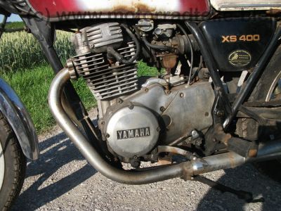 Yamaha_XS_400_2A2_rotbraun_Twin_-_wie_3N7_XS_250_1U5_XS_360_1U4_XS_400_SE_4G5_29.jpg