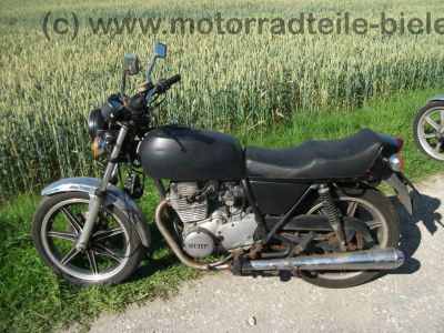 Yamaha_XS_400_2A2_schwarz_Stufensitz_Twin_-_wie_3N7_XS_250_1U5_XS_360_1U4_XS_400_SE_4G5_14.jpg