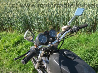Yamaha_XS_400_2A2_schwarz_Stufensitz_Twin_-_wie_3N7_XS_250_1U5_XS_360_1U4_XS_400_SE_4G5_21.jpg