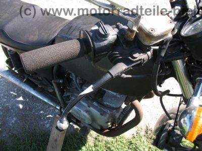 Yamaha_XS_400_2A2_schwarz_Stufensitz_Twin_-_wie_3N7_XS_250_1U5_XS_360_1U4_XS_400_SE_4G5_37.jpg