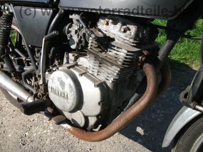 Yamaha_XS_400_2A2_schwarz_Stufensitz_Twin_-_wie_3N7_XS_250_1U5_XS_360_1U4_XS_400_SE_4G5_70.jpg