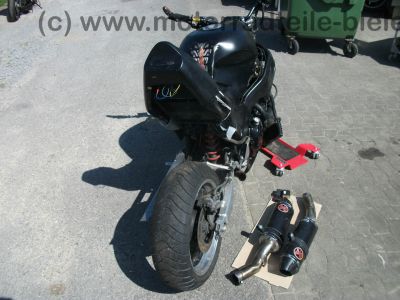 Honda_CBR_1100_XX_SC35_Fighter_Heck_LSL_Superbike_IXIL_EXTREM_Shorty_Auspuff_-_wie_X11_X-Eleven_SC42_4.jpg