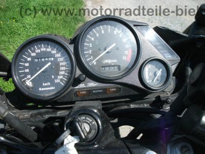 Kawasaki_ZZR_1100_C_ZXT10C_schwarz_150PS_-_wie__ZZ-R_1100_D_ZXT10D_GPZ_1100_ZXT10E_600_E_D_41.jpg