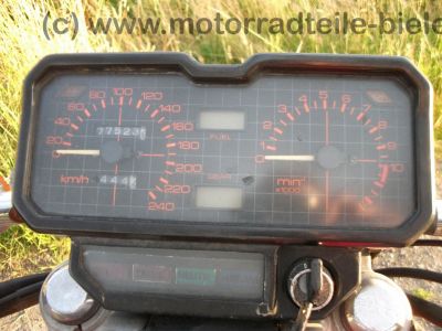 Honda_CBX_650_E_RC13_rot_nackt_-_wie_CB_CBX_550_650_750_SC_F_F2_PC04_RC17_98.jpg