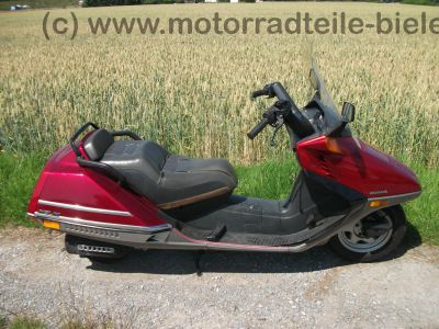 Honda_HELIX_CN_250_MF02_Roller_Grossraumroller_-_wie_Helite_Fusion_Freedom_Sedona_40.jpg