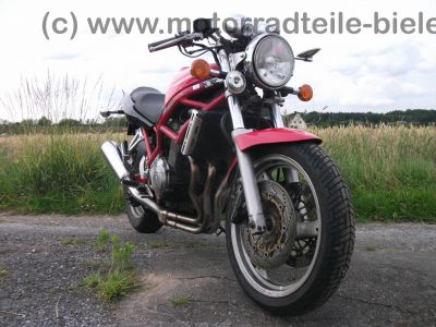 Suzuki_GSF_400_BANDIT_GK75B_rot_25kW_-_wie_GSF_GSX_600_750_F__82.jpg