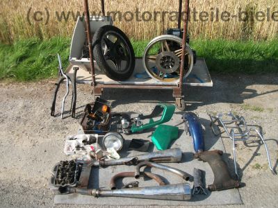 Honda_CB_400_N_schwarz_Crash_teilzerlegt_-_wie_CB_CM_250_400_450_T_N_8.jpg