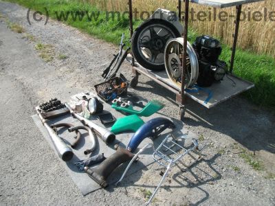 Honda_CB_400_N_schwarz_Crash_teilzerlegt_-_wie_CB_CM_250_400_450_T_N_9.jpg