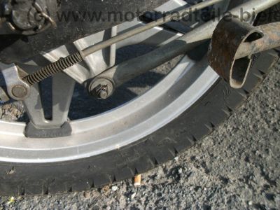 Honda_CB_400_T_blau_orig__Auspuff_HM_413_414_Gepaecktraeger_-_wie_CB_CM_250_400_450_T_N_124.jpg