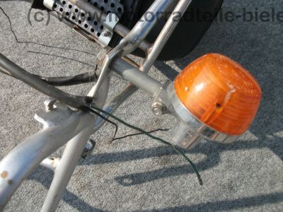 Honda_CB_400_T_blau_orig__Auspuff_HM_413_414_Gepaecktraeger_-_wie_CB_CM_250_400_450_T_N_38.jpg