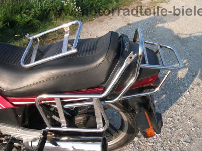 Yamaha_XZ_550_S_11U_weiss-rot_Verkleidung_Gepaecktraeger_Koffertraeger_orig__Auspuff_11H_-_14711_-_wie_XZ_400_D_24R_11V_11J_11K_8.jpg
