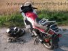 Yamaha_XZ_550_S_11U_weiss-rot_Verkleidung_Gepaecktraeger_Koffertraeger_orig__Auspuff_11H_-_14711_-_wie_XZ_400_D_24R_11V_11J_11K_6.jpg