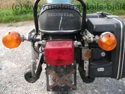 Honda_CM_185_T_hellblau_KRAUSER_Gepaecktraeger_Koffersystem_-_wie_CB_CM_125_200_250_C_T_Twin_MC01_Chopper_Custom_36.jpg
