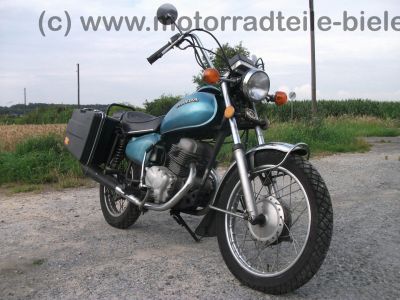Honda_CM_185_T_hellblau_KRAUSER_Gepaecktraeger_Koffersystem_-_wie_CB_CM_125_200_250_C_T_Twin_MC01_Chopper_Custom_38.jpg