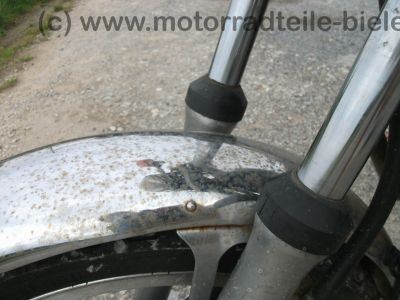 Honda_CM_400_T_blau_CRASH_SCHUH_Gepaecktraeger_Koffersystem_-_wie_CB_CM_125_200_250_400_C_T_Twin_NC01_MC01_MC06_Chopper_Custom_27.jpg