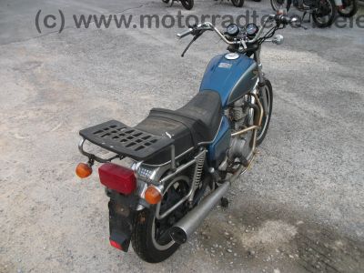 Honda_CM_400_T_blau_CRASH_SCHUH_Gepaecktraeger_Koffersystem_-_wie_CB_CM_125_200_250_400_C_T_Twin_NC01_MC01_MC06_Chopper_Custom_60.jpg