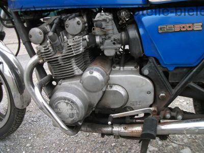 Suzuki_GS_500_E_4-Zylinder_blau_Koffertraeger_Gepaecktraeger_-_wie_GS_400_500_550_750_D_E_L_80.jpg