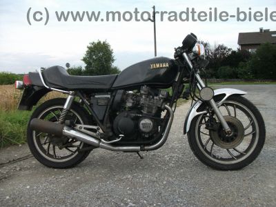 Yamaha_XJ_550_schwarz_Chrombuegel_Heckbuegel_-_wie_XJ_400_500_600_650_750_1.jpg