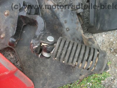 Honda_XL_600_R_PD03_rot_unfallfrei_Kopfrisse_-_wie_XL_XR_250_350_400_500_600_650_R_RM_LM_MD11_ND03_PD04_42.jpg