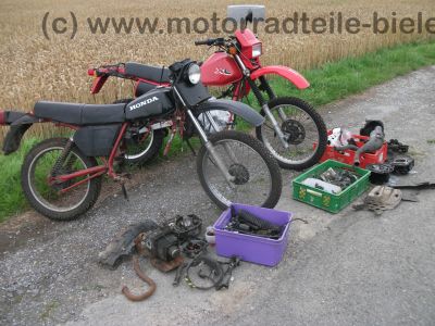 Honda_XL_600_R_PD03_rot_unfallfrei_Kopfrisse_-_wie_XL_XR_250_350_400_500_600_650_R_RM_LM_MD11_ND03_PD04_9.jpg