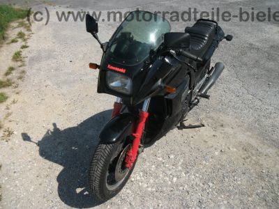Kawasaki_GPZ_750_R_schwarz_ZX750G_-_wie_ZX_GPX_GPZ_600_750_900_R_A_B_C_D_E_F_G_43.jpg