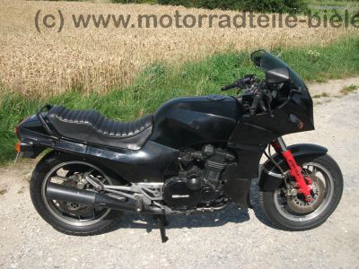 Kawasaki_GPZ_750_R_schwarz_ZX750G_-_wie_ZX_GPX_GPZ_600_750_900_R_A_B_C_D_E_F_G_45.jpg