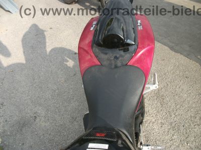 Suzuki_GSXR_GSX-R_750_K6_K7_GR7KA_2006_2007_110_kW_-_wie_GSXR_600_GSXR_1000_14.jpg