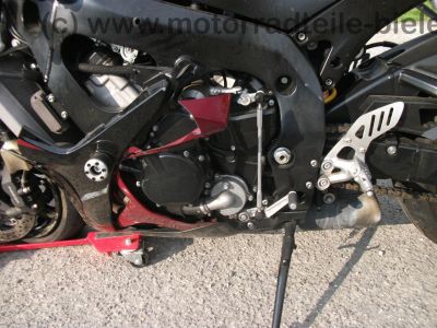 Suzuki_GSXR_GSX-R_750_K6_K7_GR7KA_2006_2007_110_kW_-_wie_GSXR_600_GSXR_1000_16.jpg