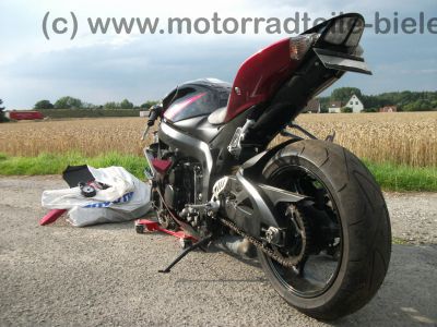 Suzuki_GSXR_GSX-R_750_K6_K7_GR7KA_2006_2007_110_kW_-_wie_GSXR_600_GSXR_1000_7.jpg