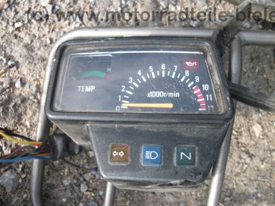 Yamaha_DT_80_LC_2_LC_II_53V_Cross_Motor_2RA_Vergaser_3WC_Raeder_DT_125_4BL_-_wie_RD_DT_50_80_125_LC_1_2_I_II_29.jpg