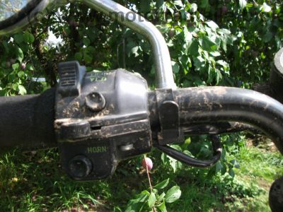 Honda_CB_250_N_silber_blau_TOP_ORIGINAL_Scheunenfund_-_wie_CMX_CM_CB_250_400_450_C_T_N_116.jpg