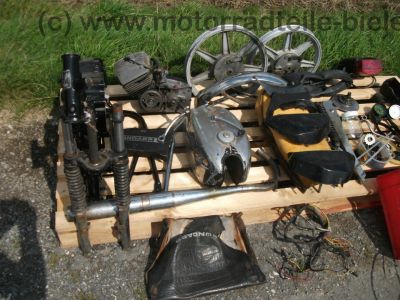 Zuendapp_GTS_50_529_-_028_zerlegt_in_Teile_-_wie_C_CS_KS_50_Sport_10.jpg