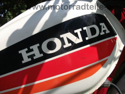 Honda_XL_185_S_rot-weiss_Original_-_wie_XL_CL_TL_SL_L_125_185_200_250_S_77.jpg