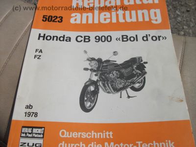 Honda_CB_900_F2_Boldor_SC01_Harro_Nico_Bakker_Auspuff_4in1_Motot_Italia_Rasten_Giuliari_Sitz_15.jpg