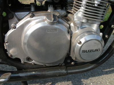 Suzuki_GS_550_M_Katana_silber-rot_Stahlflex_orig__Auspuff_DGM_38634_S_-_wie_GS_500_550_D_E_L_43.jpg
