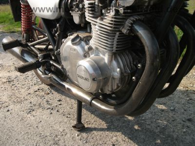 Suzuki_GS_550_M_Katana_silber-rot_Stahlflex_orig__Auspuff_DGM_38634_S_-_wie_GS_500_550_D_E_L_83.jpg