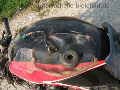 Suzuki_GSX_550_E_GN71D_schwarz-rot_CRASH_Motor_neu_-_wie_GSX_400_500_550_600_F_E_ES_EF_19.jpg
