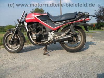 Suzuki_GSX_550_E_GN71D_schwarz-rot_CRASH_Motor_neu_-_wie_GSX_400_500_550_600_F_E_ES_EF_39.jpg