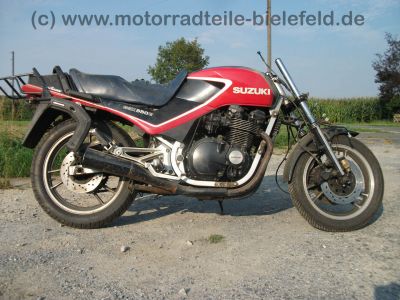 Suzuki_GSX_550_E_GN71D_schwarz-rot_CRASH_Motor_neu_-_wie_GSX_400_500_550_600_F_E_ES_EF_83.jpg