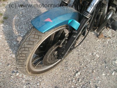 Suzuki_GSX_550_EF_GN71D_tuerkis_orig__Auspuff_-_wie_GSX_400_500_550_600_F_E_ES_EF_103.jpg