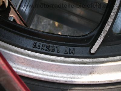 Yamaha_XJ_750_SECA_11M_zerlegt_JAMA_LASER_Auspuff_4in1_-_wie_XJ_650_700_900_F_4K0_41Y_31A_58L_4BB_113.jpg