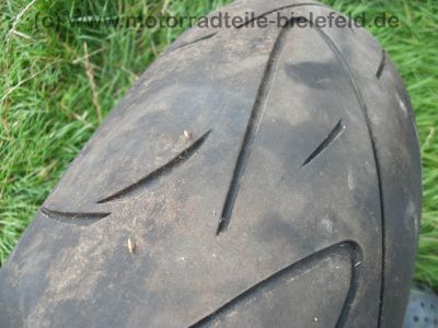 Suzuki_GSX-R_GSXR_750_600_K6_K7_zerlegt_-_Motor_Hinterrad_Schwinge_Verkleidung_etc__95.jpg