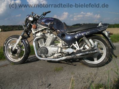 Suzuki_VX_800_VS51B_Crash_-_wie_VS_VZ_600_700_750_800_Intruder_Marauder_VP_VR_51_A_B_VS_52_1.jpg