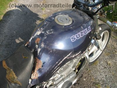 Suzuki_VX_800_VS51B_Crash_-_wie_VS_VZ_600_700_750_800_Intruder_Marauder_VP_VR_51_A_B_VS_52_59b.jpg
