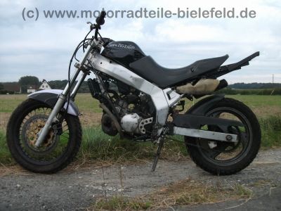 Yamaha_TDR_125_R_4GW_SuperMoto_Stunt_-_wie_3SH_3XE_3XD_4GW_4GX_5AN_RD_DT_125_R_24.jpg
