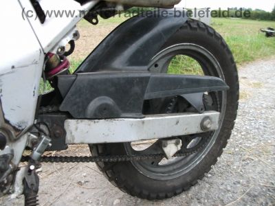 Yamaha_TDR_125_R_4GW_SuperMoto_Stunt_-_wie_3SH_3XE_3XD_4GW_4GX_5AN_RD_DT_125_R_45.jpg
