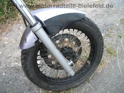 Yamaha_TDR_125_R_4GW_SuperMoto_Stunt_-_wie_3SH_3XE_3XD_4GW_4GX_5AN_RD_DT_125_R_75.jpg